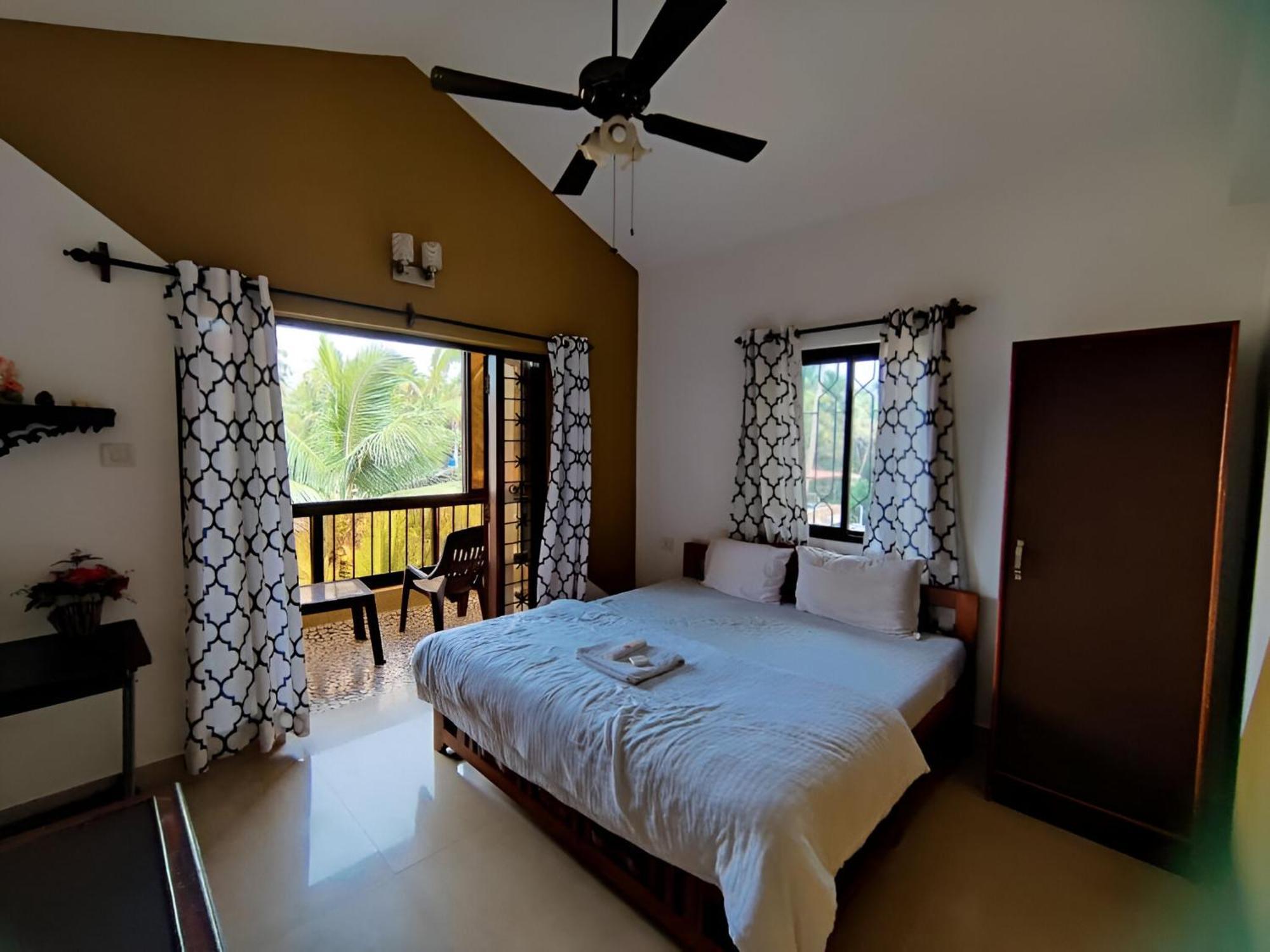 Ronne'S 2Bhk Lagoon Apartment -Calangute Exteriör bild